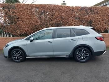 Used Toyota Corolla 122 HP (89 kW) 2020 Grey Estate