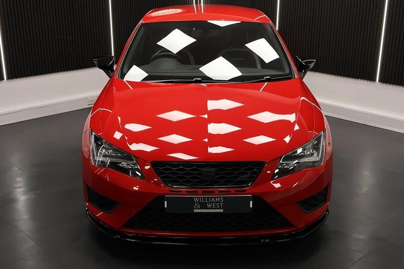 Used Seat Leon CUPRA 2015 Red Hatchback