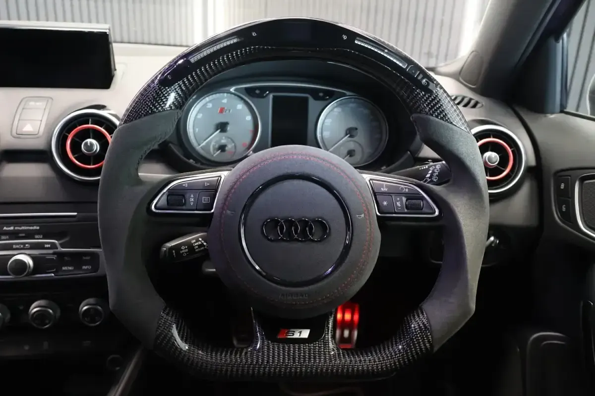 Usado Audi S1 Performance 231 HP (169 kW) 2016 Azul Citadino