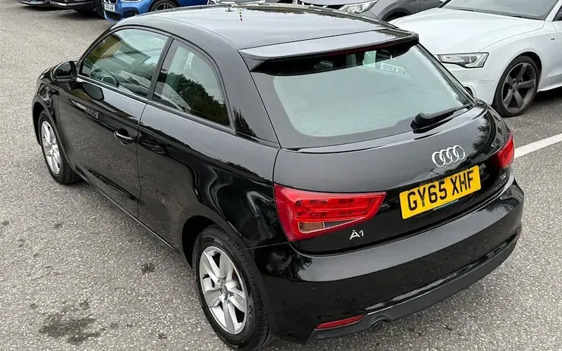Used Audi A1 Sportback 116 HP (85 kW) 2015 Black Hatchback