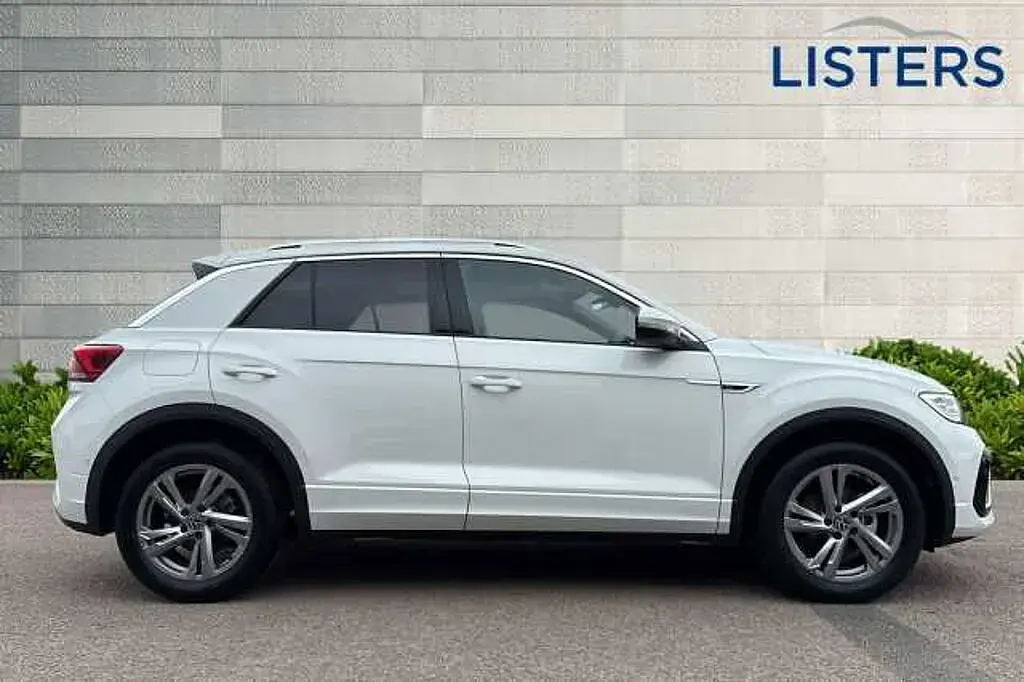 Used VW T-Roc R-line 150 HP (110 kW) 2025 Pure white SUV