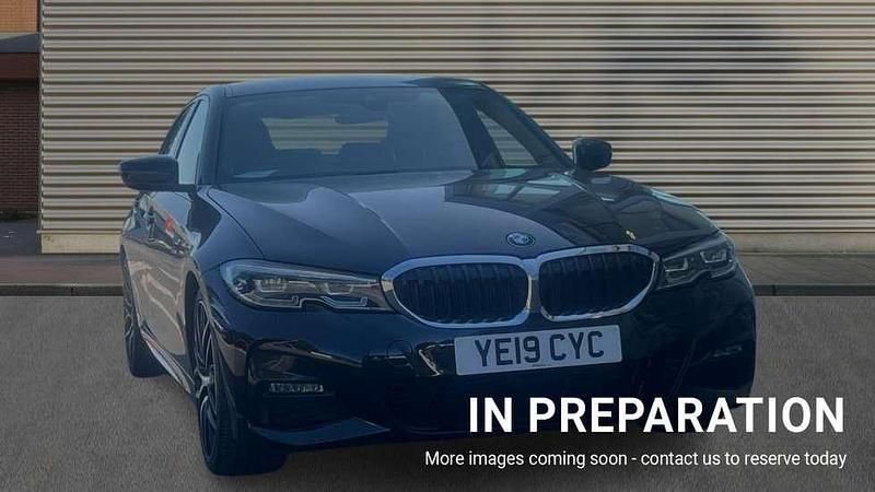 Black sapphire Used 2019 BMW 320 M Sport Sedan | £21,209 (A bit pricey) - Image 1/4