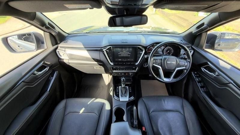 Second-hand Isuzu D-Max 163 CP (119 kW) 2023 Gri Pickup