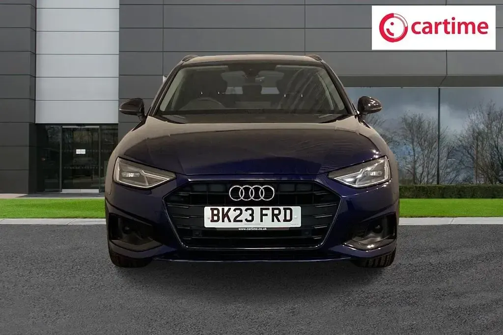 Used Audi A4 Sport 163 HP (119 kW) 2022 Blue Estate