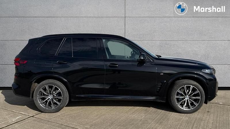 Used BMW X5 M Sport 298 HP (219 kW) 2025 Black sapphire SUV