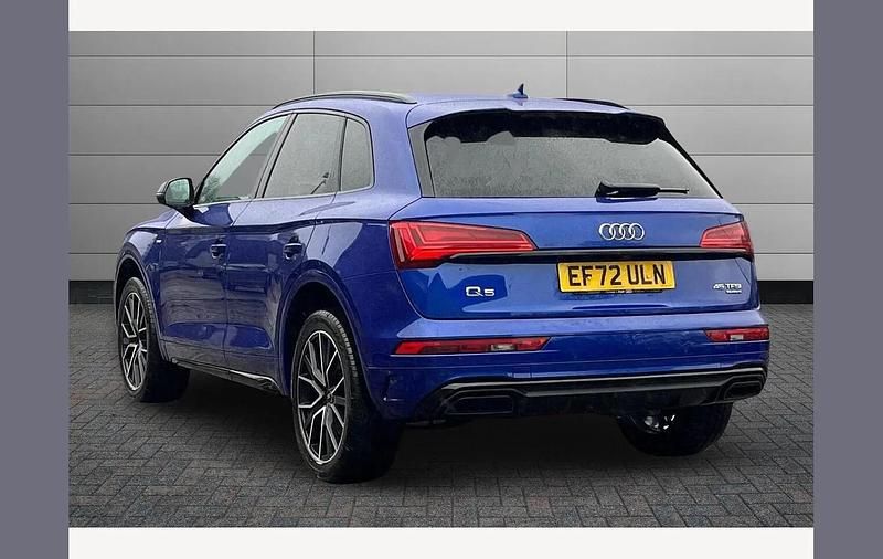 Used Audi Q5 Comfort 265 HP (194 kW) 2023 Blue SUV