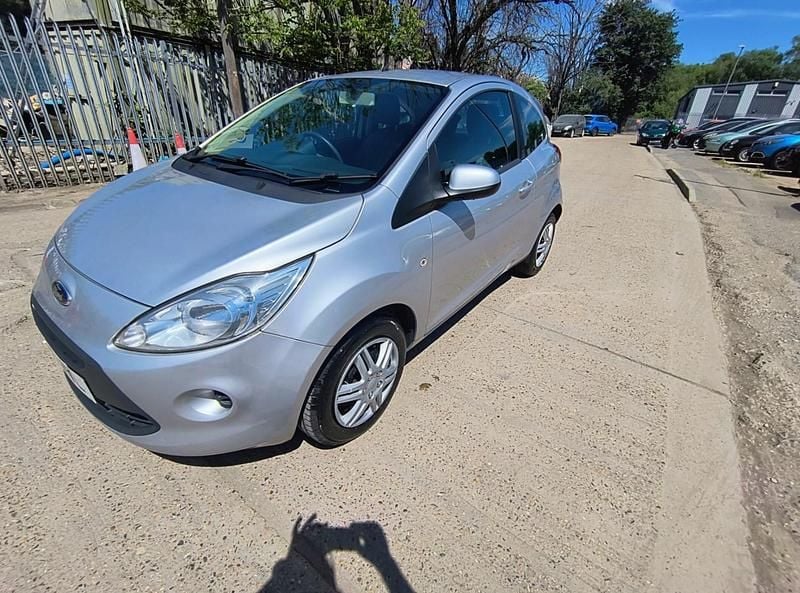 Used Ford Ka 69 HP (50 kW) 2012 Silver Hatchback