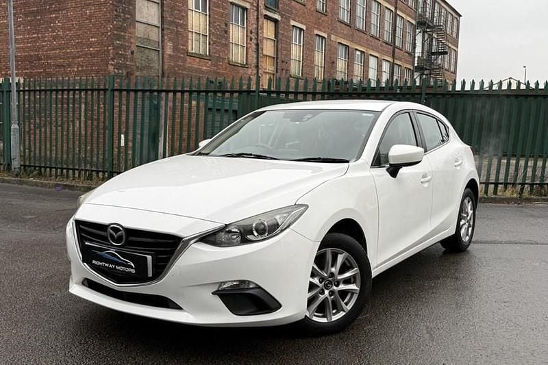 White Used 2016 Mazda 3 Hatchback | £4,499 (Super price) - Image 1/1