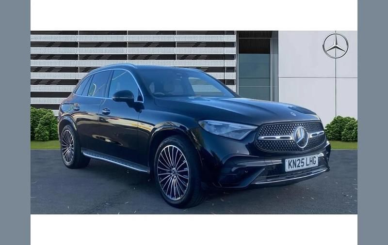 Used Mercedes GLC300e AMG Line Premium Plus 254 HP (186 kW) 2025 Black SUV