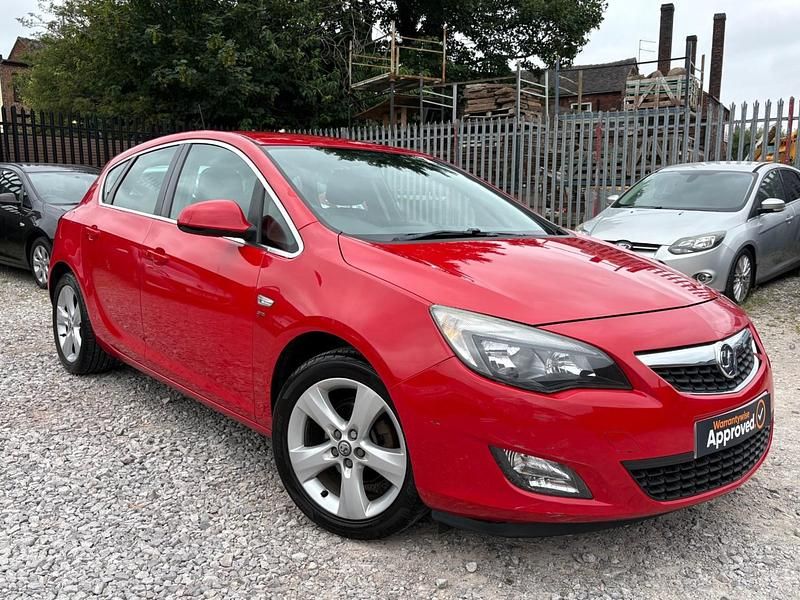 Red Used 2012 Vauxhall Astra SRi Hatchback | £1,495 (Super price) - Image 1/4