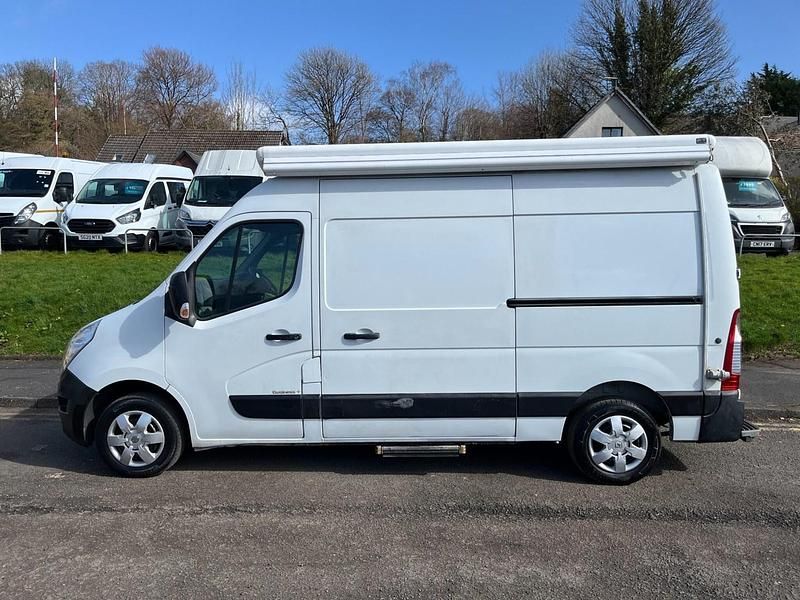Begagnad Renault Master Business 125 HK (91 kW) 2015 Vit Van