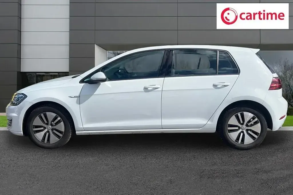 Usado VW e-Golf SE 100 kW (136 HP) 2019 Branco Citadino
