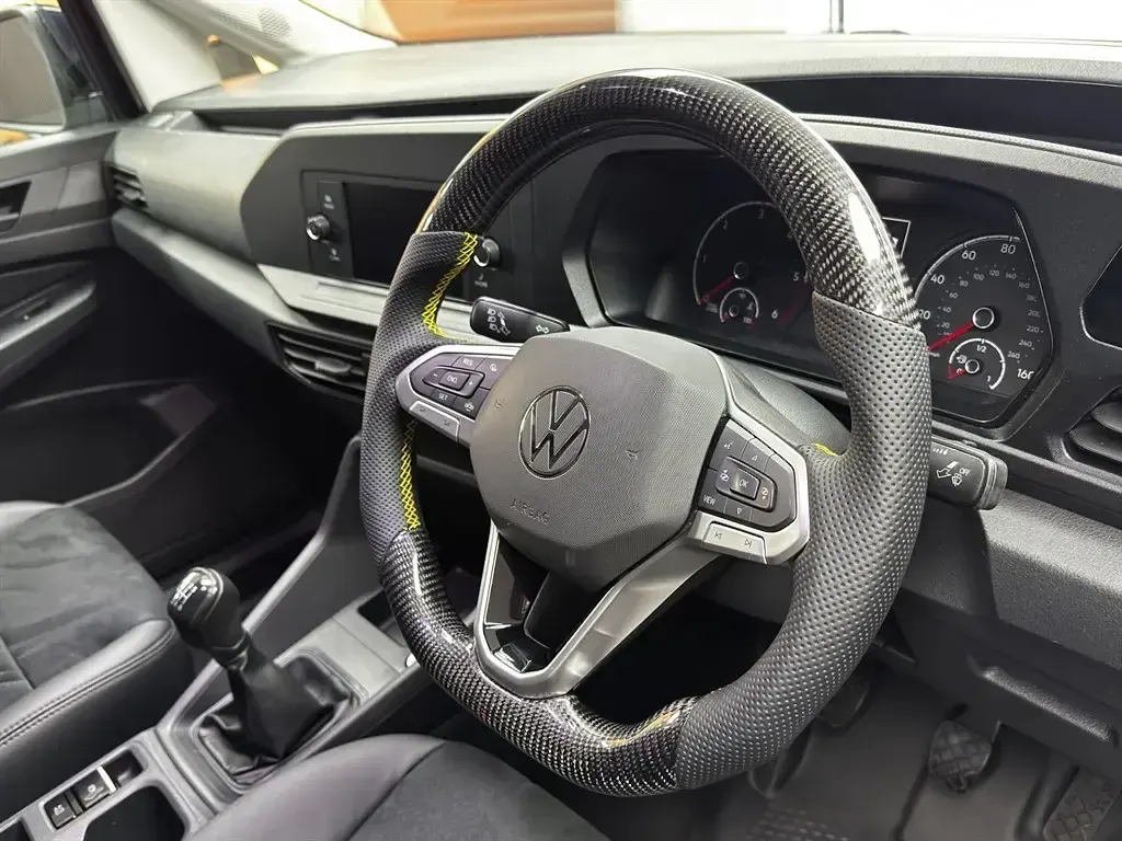 Used VW Caddy Maxi Edition 2022 Black MPV