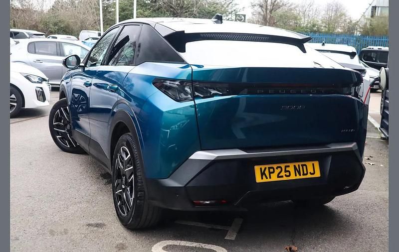 Used Peugeot 3008 GT 134 HP (98 kW) 2025 Blue SUV