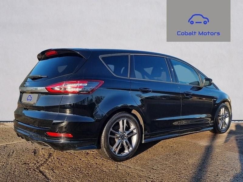 Used Ford S-MAX ST-Line 190 HP (139 kW) 2019 Black MPV