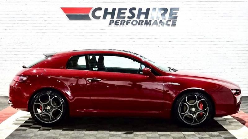 Used Alfa Romeo Brera 185 HP (136 kW) 2009 Red Coupe