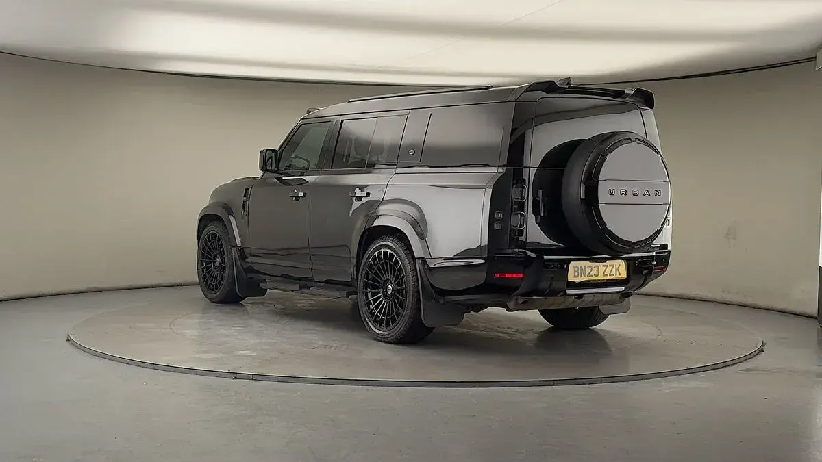 Usado Land Rover Defender S 400 HP (294 kW) 2022 Cinzento SUV