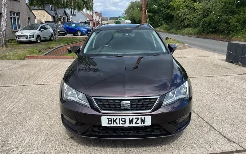 Used Seat Leon SE Dynamic 116 HP (85 kW) 2019 Estate