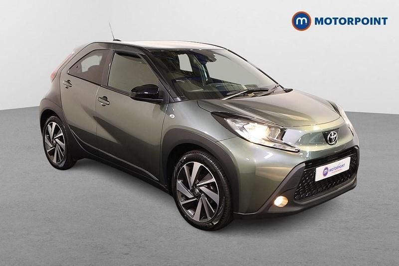 Green Used 2023 Toyota Aygo Hatchback | £15,399 (Fair price) - Image 1/4