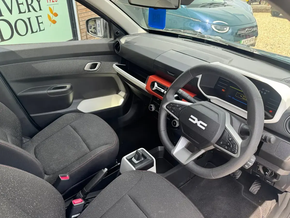 Used Dacia Spring Expression 47 kW (65 HP) 2025 Blue Hatchback