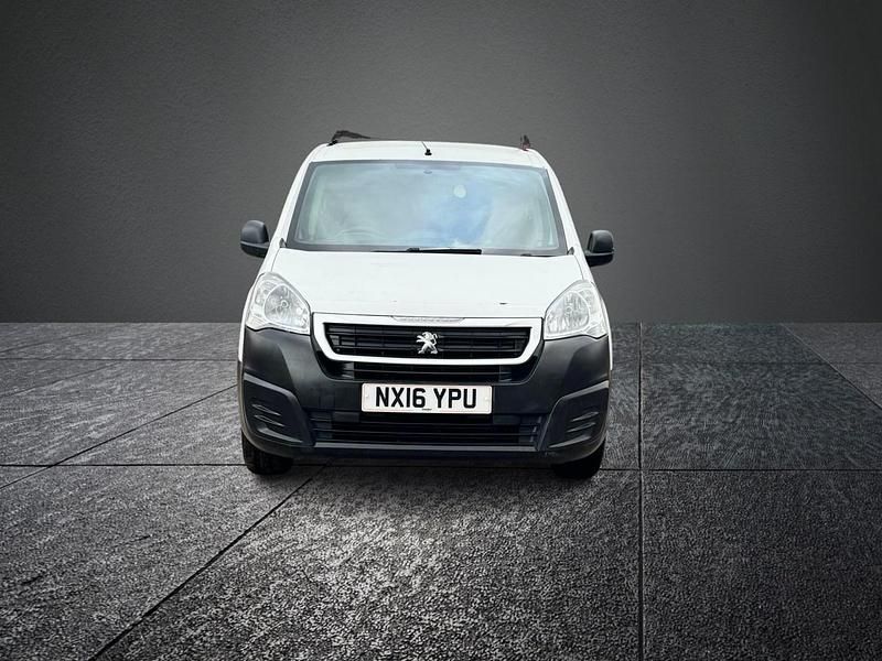 Used Peugeot Partner S 2016 White MPV