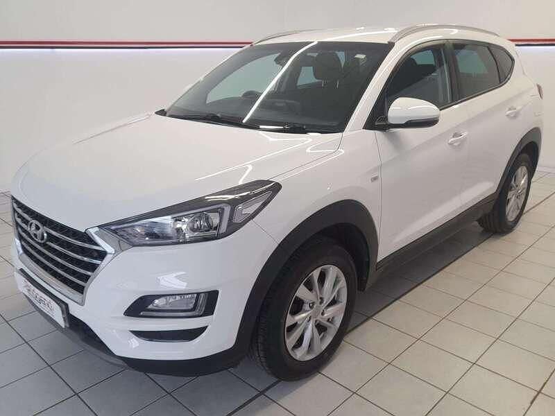 Used Hyundai Tucson SE 2020 White SUV