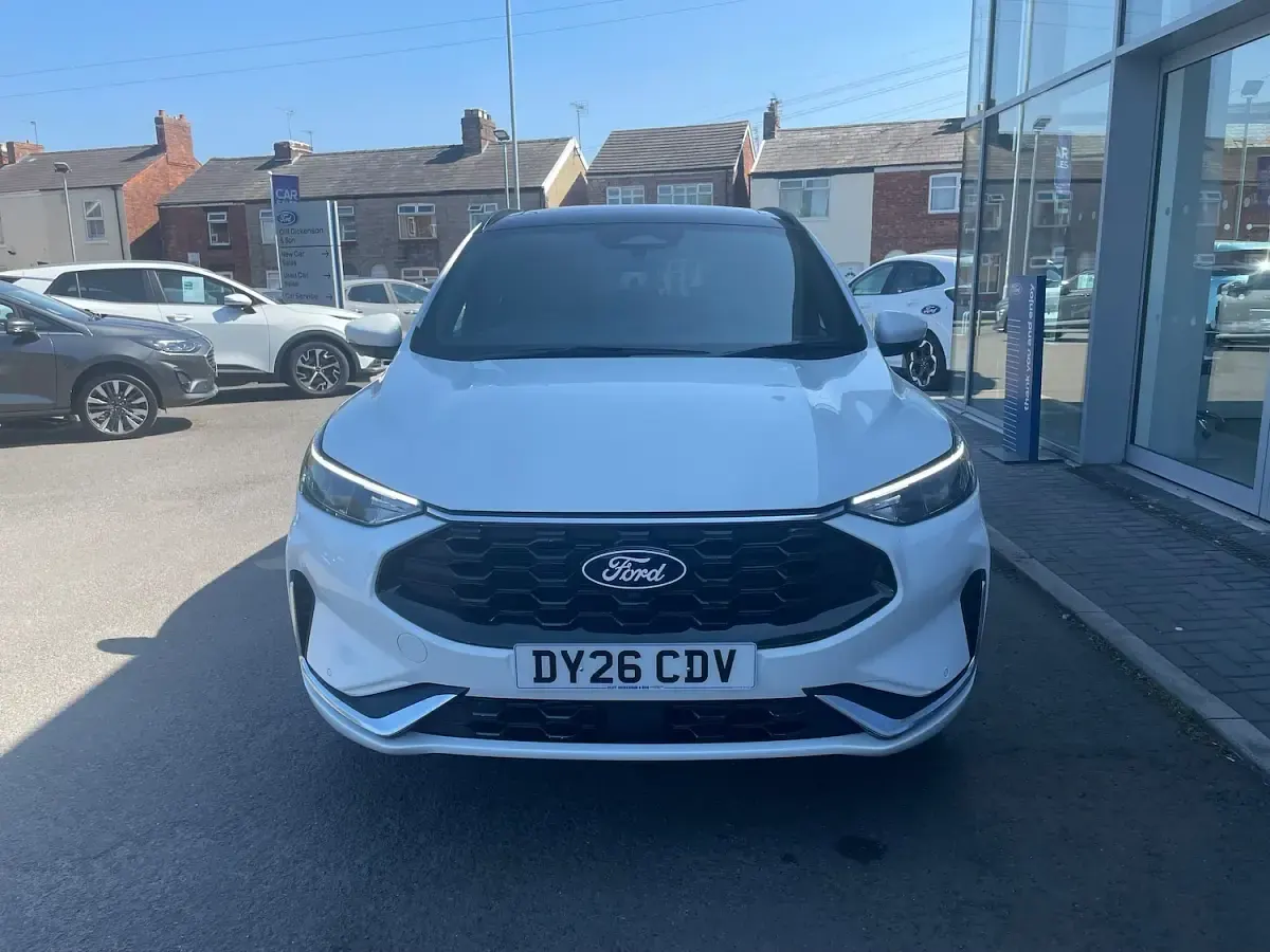 New Ford Kuga ST-Line X 150 HP (110 kW) 2026 White SUV
