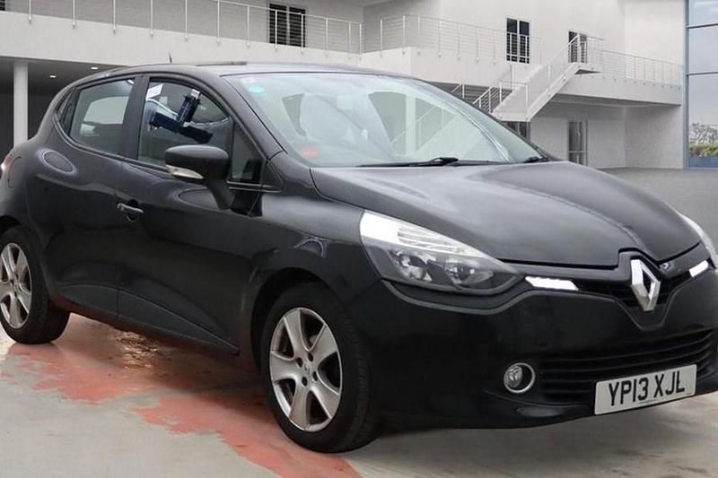 Used Renault Clio IV Expression+ 75 HP (55 kW) 2013 Black Hatchback