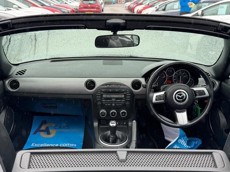 Used Mazda MX5 Inclusive 160 HP (117 kW) 2011 Silver Cabriolet