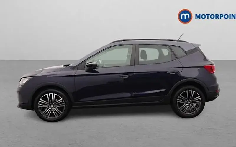 Used Seat Arona SE 95 HP (69 kW) 2022 Blue SUV