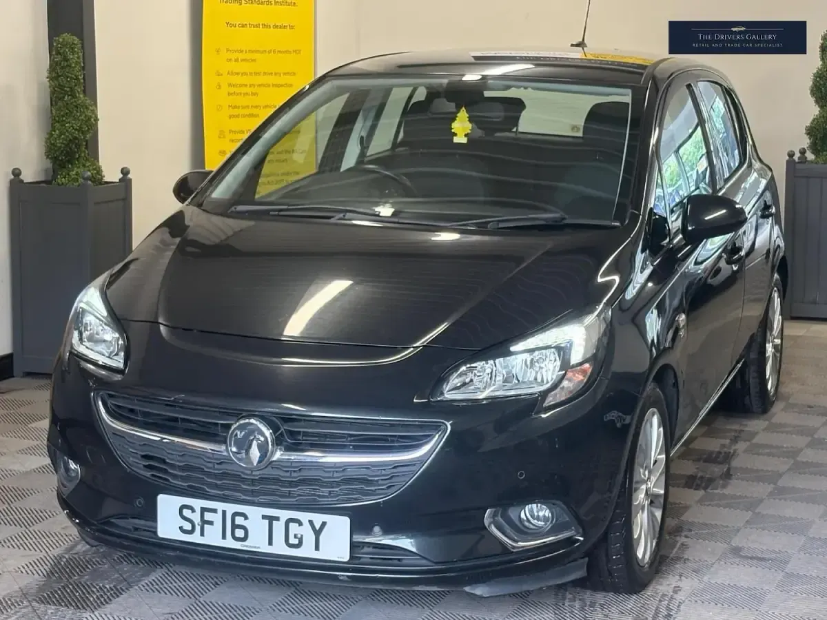 Used Vauxhall Corsa 90 HP (66 kW) 2016 Black Hatchback