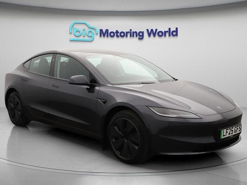 Grey New 2025 Tesla Model 3 RWD Sedan | £32,000 - Image 1/4