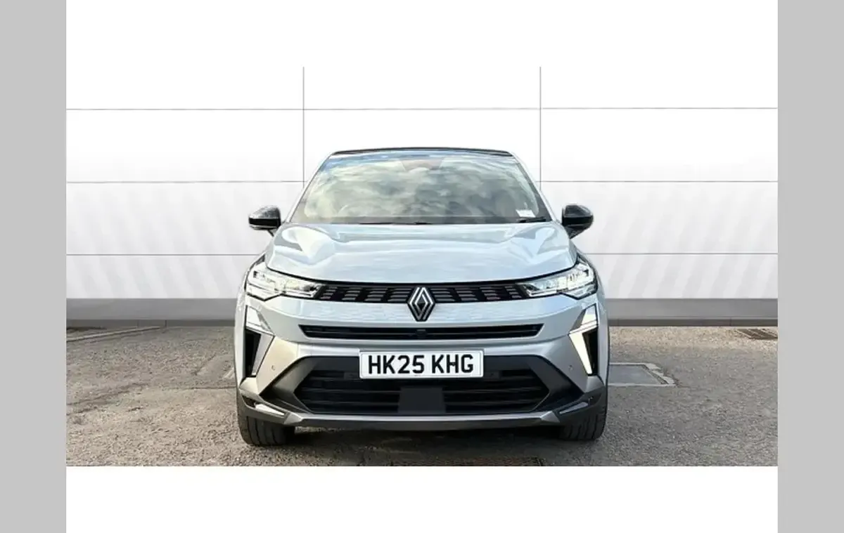 Usado Renault Symbioz Iconic Esprit Alpine 145 HP (106 kW) 2025 Cinzento SUV