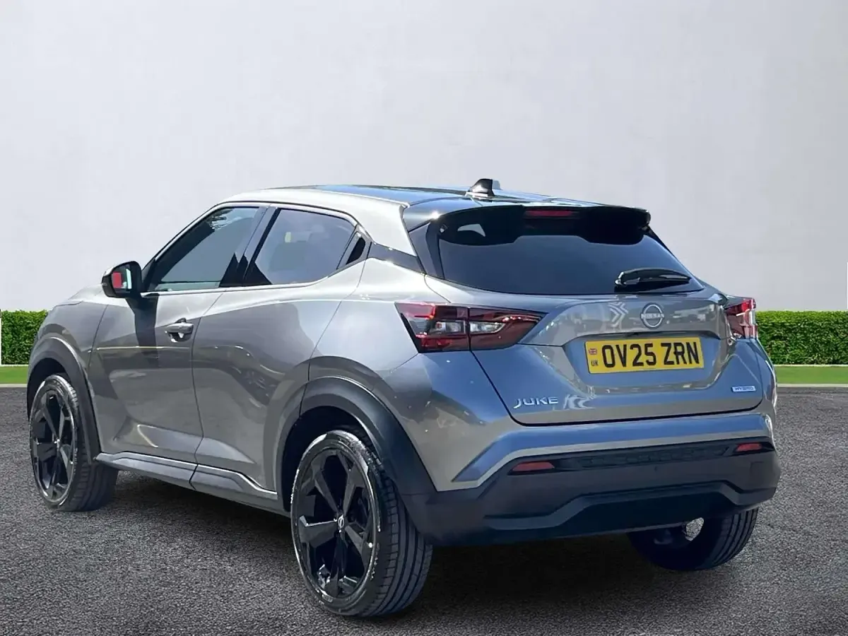 Used Nissan Juke Tekna 143 HP (105 kW) 2025 Grey SUV