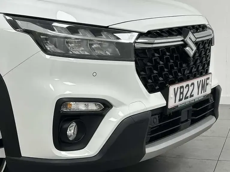 Used Suzuki SX4 S-Cross 2022 White SUV