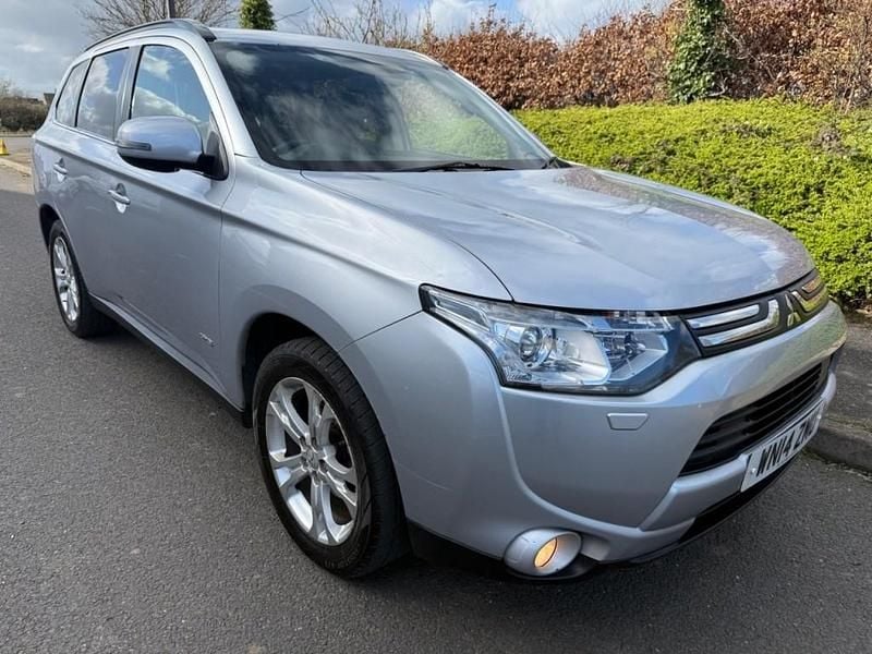 Used Mitsubishi Outlander 2014 Sterling silver SUV