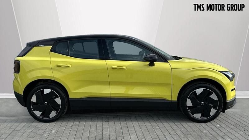 Used Volvo EX30 Performance 314 kW (428 HP) 2024 Yellow SUV