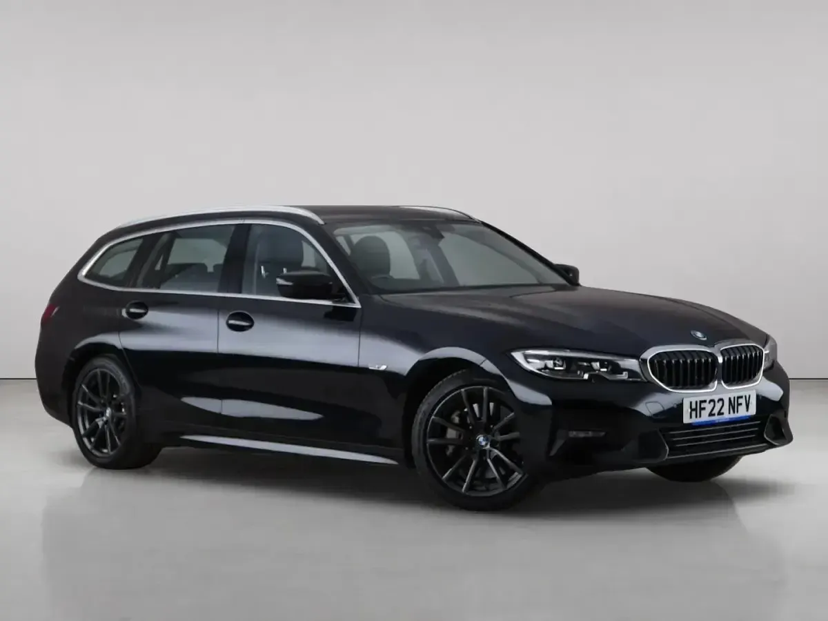 Used BMW 330e Sport Line 292 HP (214 kW) 2022 Estate