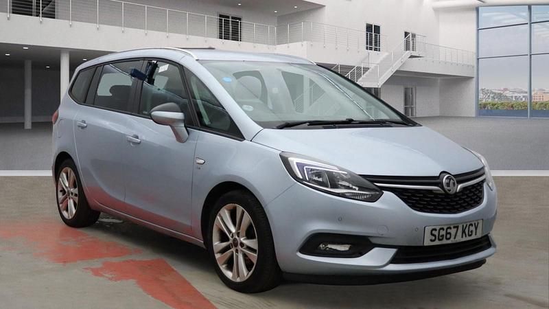 Used Vauxhall Zafira SRi 140 HP (102 kW) 2017 Silver MPV