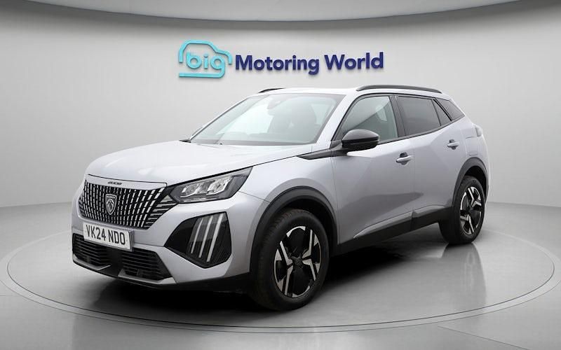 Begagnad Peugeot 2008 Allure 101 HK (74 kW) 2024 Grå SUV