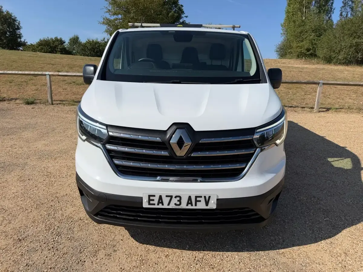 Used Renault Trafic Business 2023 White