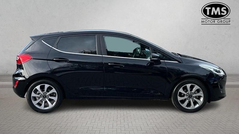Used Ford Fiesta Titanium 125 HP (91 kW) 2018 Black Hatchback