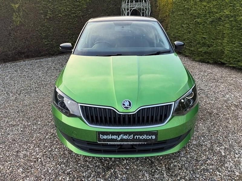 Used Skoda Fabia Colour Edition 95 HP (69 kW) 2017 Green Hatchback