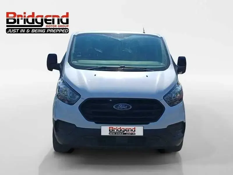 Used Ford Transit Custom 105 HP (77 kW) 2018 White Van