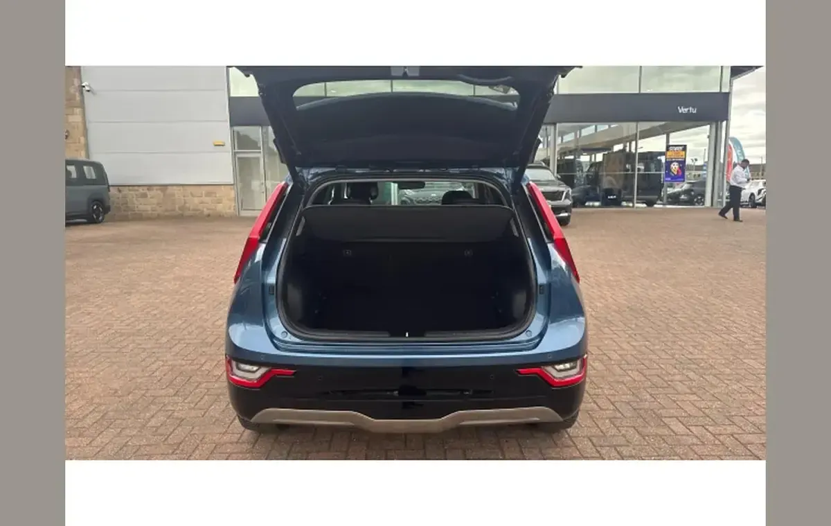 Used Kia e-Niro 150 kW (204 HP) 2024 Blue SUV
