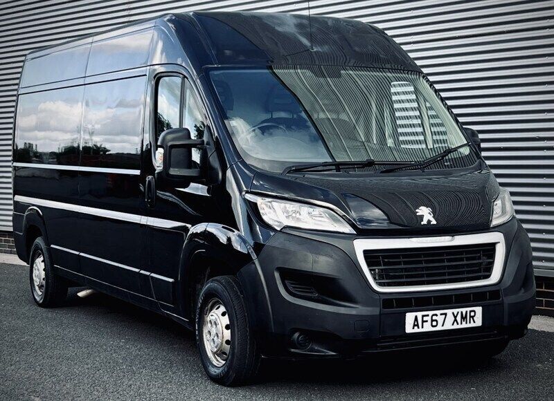 Black Used 2017 Peugeot Boxer S Van | £11,000 (Fair price) - Image 1/4