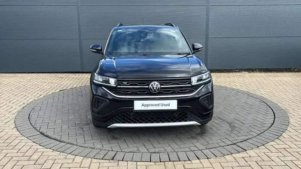 Used VW T-Cross R-line 150 HP (110 kW) 2025 Black SUV