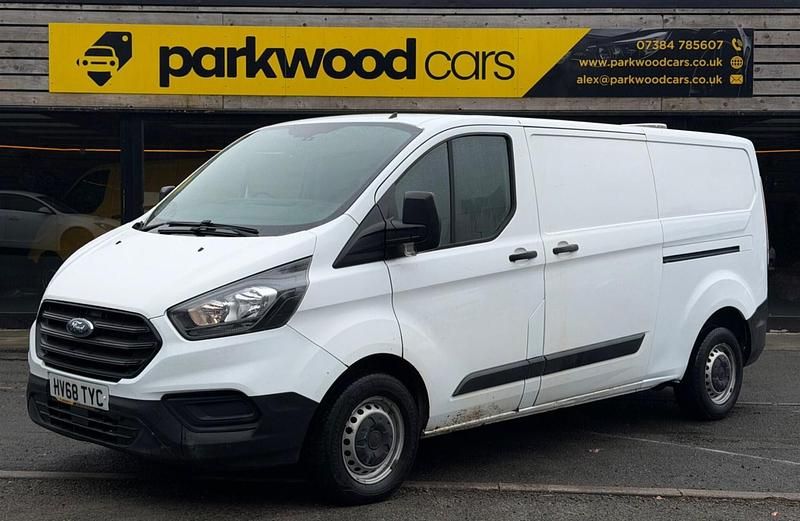 Used Ford Transit Custom 105 HP (77 kW) 2018 White Van