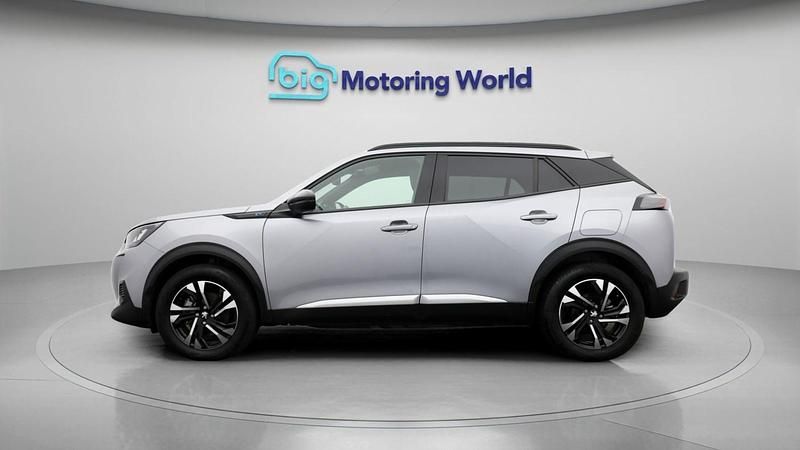Used Peugeot e-2008 Allure+ 98 kW (134 HP) 2023 Grey SUV