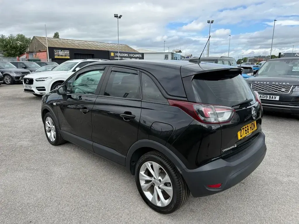 Used Vauxhall Crossland X 83 HP (61 kW) 2018 Black SUV